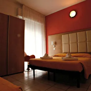 3* Отель Marebello
